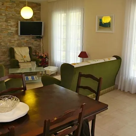 Holiday home Wonderfully Landscaped Garden And House Lacanau